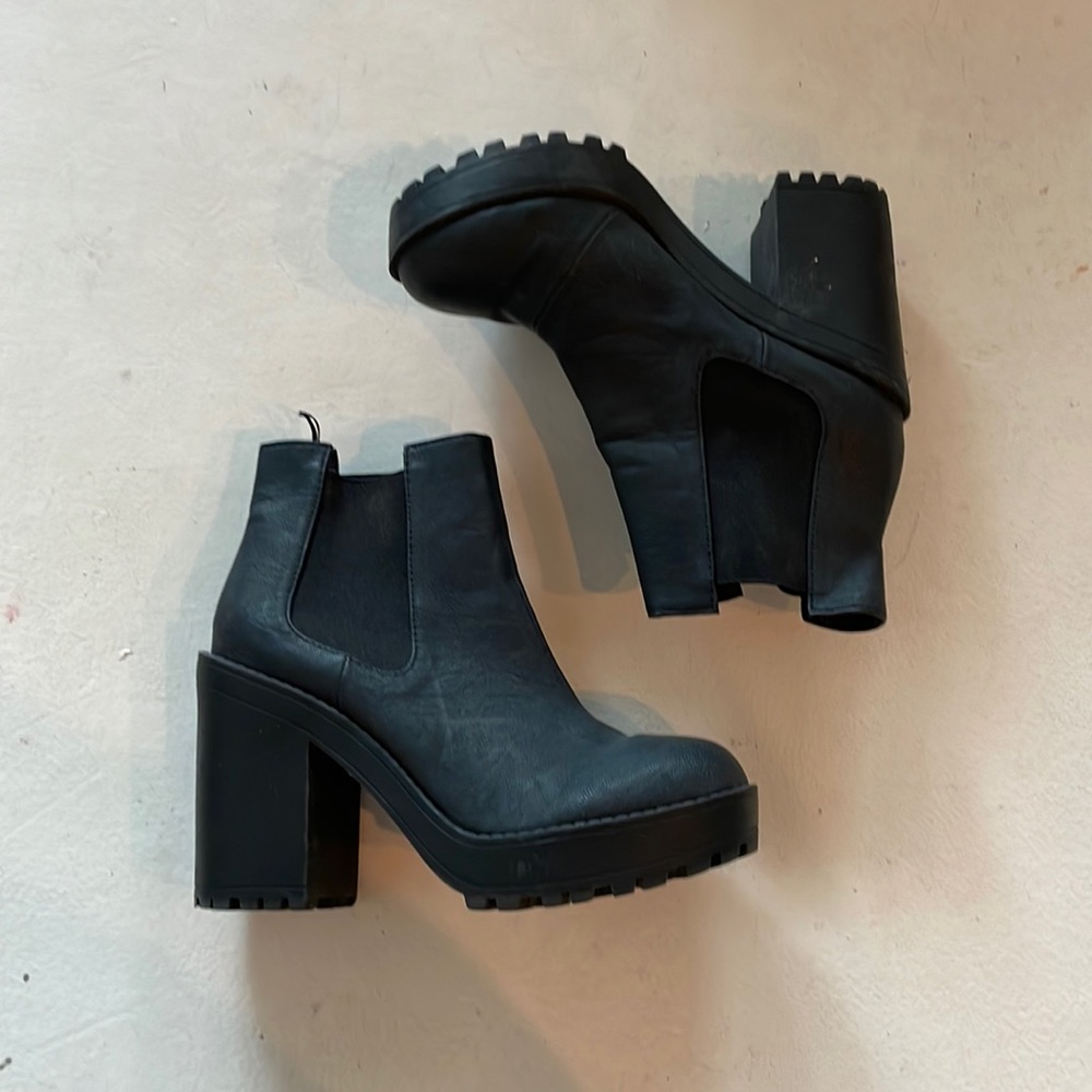 Tumblr H&M Boots